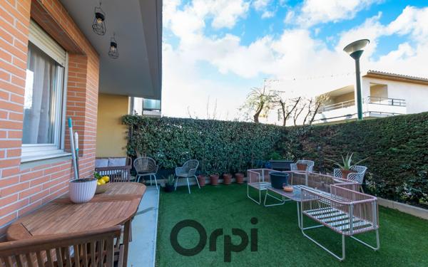 Appartement à vendre    2 pièces •  Saint-Estève