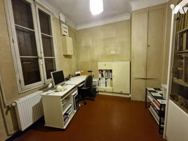 Maison T4 avec annexes - Détachement de parcelle