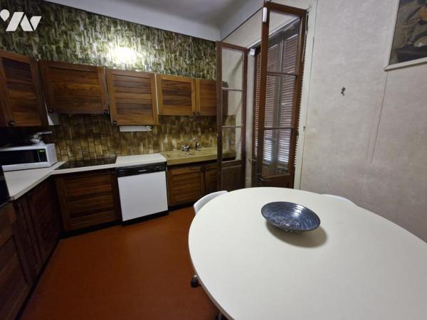 Maison T4 avec annexes - Détachement de parcelle