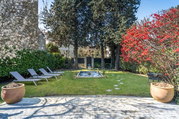 Maison à vendre  8 pièces - 275 m2 LE RAINCY - 93