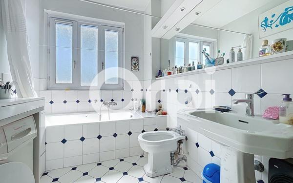 Appartement à vendre    6 pièces • 125,19 m2 Bourg-la-Reine