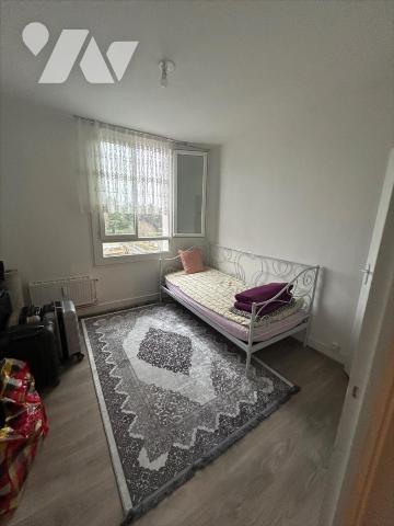 Lorient , t4 -81m2 hab - ascenseur -idéal colocation