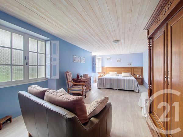 Maison à vendre  6 pièces - 186,88 m2 CHEMILLE EN ANJOU - 49