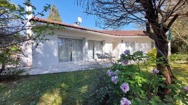 Saint Yrieix maison, 3 chambres avec jardin et garage 265 000 € H.A.I.*