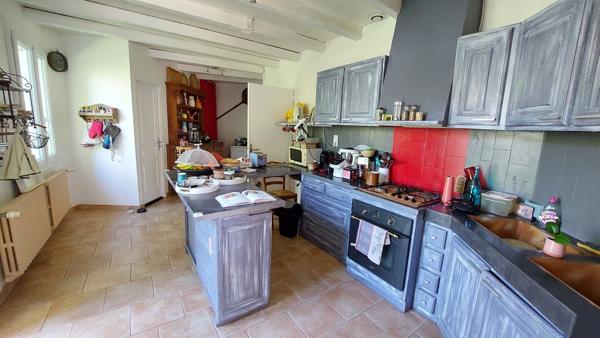Saint Yrieix maison, 3 chambres avec jardin et garage 265 000 € H.A.I.*