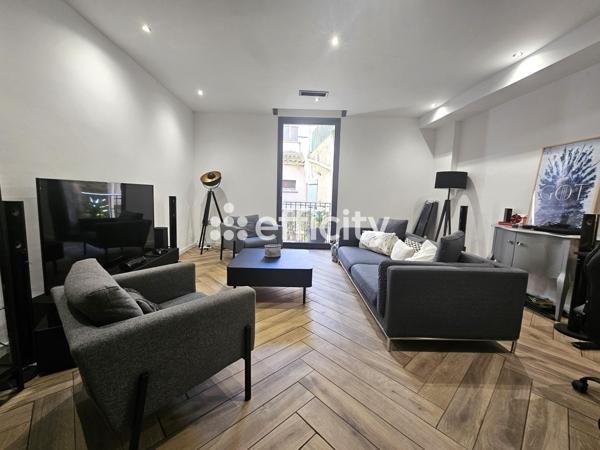 Maison
         4 pièces
        - 120 m² Exclusivité 269 000 € *