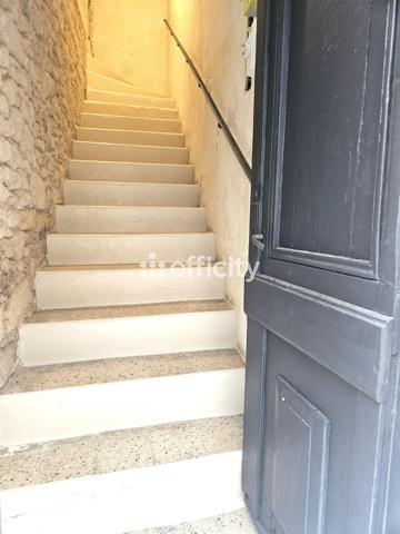 Maison
         4 pièces
        - 120 m² Exclusivité 269 000 € *