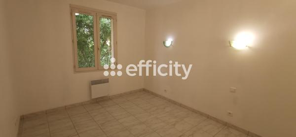 Maison
         5 pièces
        - 114 m² 185 000 € *