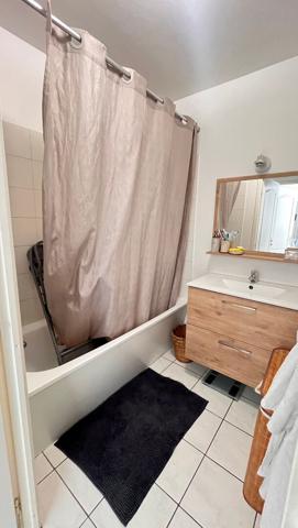 Appartement Combs-La-Ville 2 pièces 45 m2 - COMBS LA VILLE
