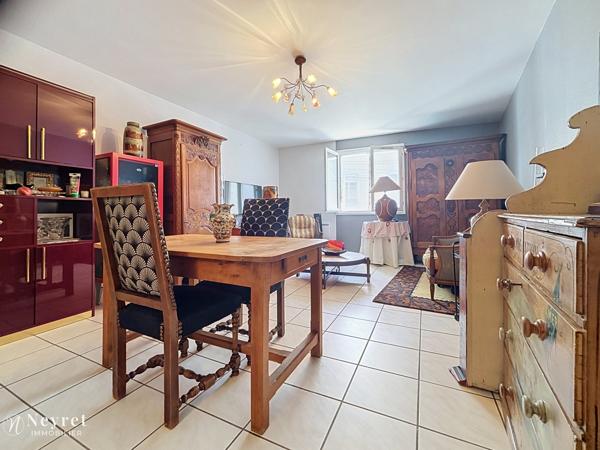 T2 56 m² – COMMUNAY CENTRE – CALME – FAIBLES CHARGES