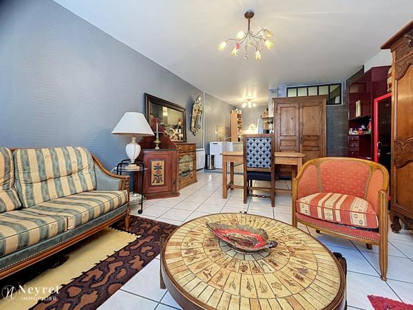 T2 56 m² – COMMUNAY CENTRE – CALME – FAIBLES CHARGES