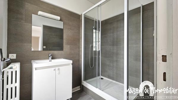 Location Belle maison de ville de 6 pièces - 136 m² - COGNAC Centre-ville