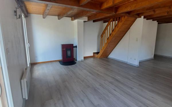 Appartement à louer    2 pièces •  Entremont-le-Vieux