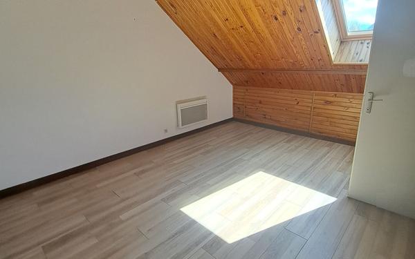 Appartement à louer    2 pièces •  Entremont-le-Vieux