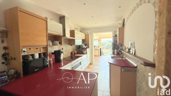 Maison à vendre 8 pièces 195 m² La Seyne-sur-Mer