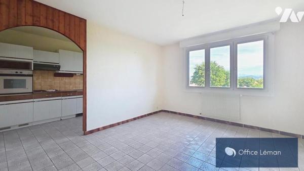 Maison individuelle composée de deux appartements sur terrain de 1100 m² 