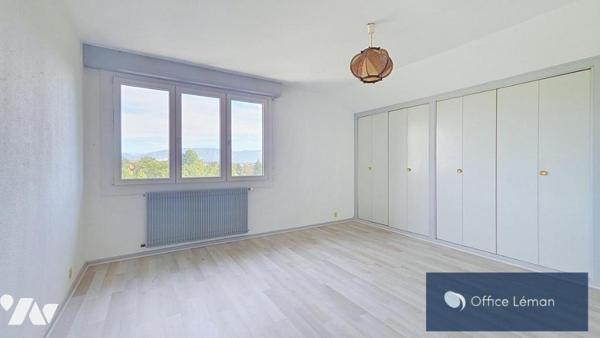 Maison individuelle composée de deux appartements sur terrain de 1100 m² 