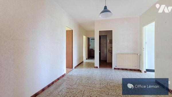 Maison individuelle composée de deux appartements sur terrain de 1100 m² 