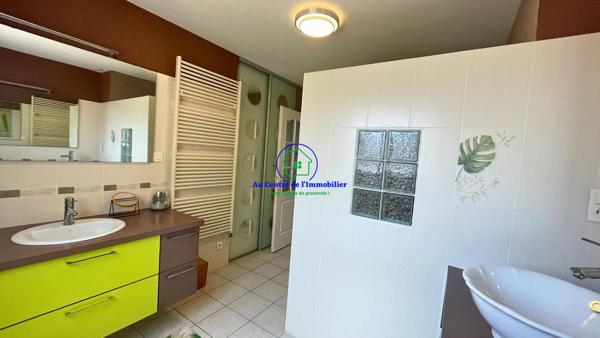 A vendre Ensemble immobilier de deux maisons de plain pied