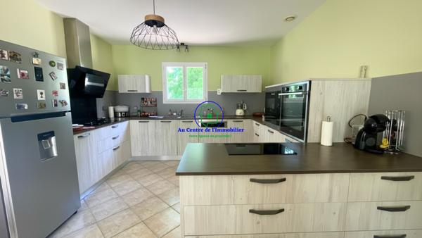 A vendre Ensemble immobilier de deux maisons de plain pied