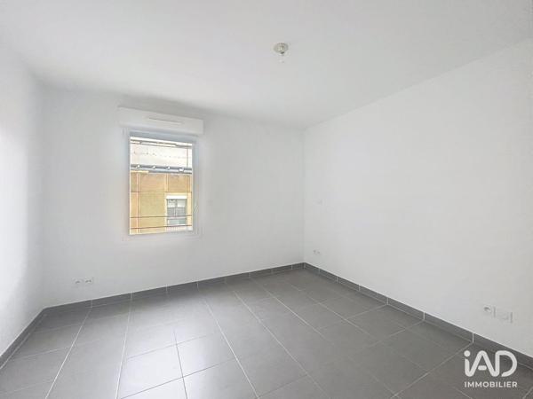 Location appartement 4 pièces 92 m² Marseille 5