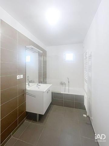 Location appartement 4 pièces 92 m² Marseille 5