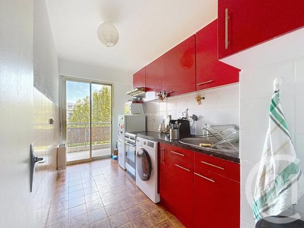 Appartement F3 à vendre  3 pièces - 82 m 2   JUAN LES PINS  - 06