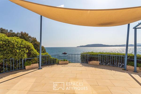 Villa sur la mer avec accès direct à une crique