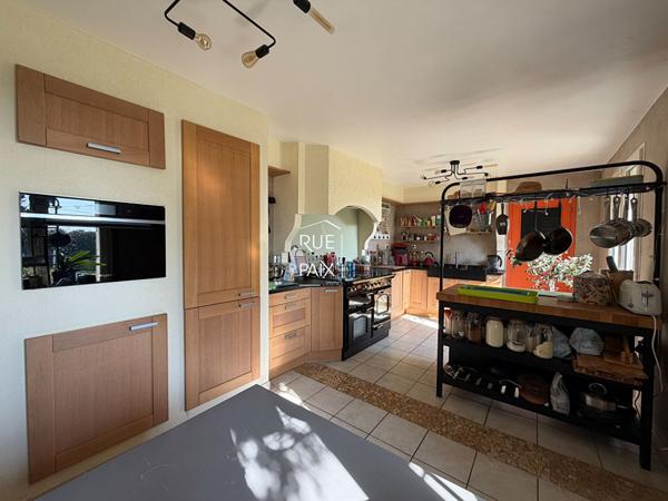 79400 SAIVRES Charmante maison familiale - 170m2