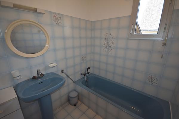 A vendre à CARNAC bourg, maison familiale, bourg et commerces à pied - vendue louée