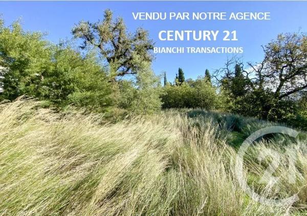 Terrain à vendre  1430 m 2   LES ISSAMBRES  - 83