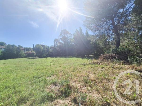 Terrain à vendre  1430 m 2   LES ISSAMBRES  - 83