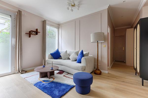 EUROPE/BATIGNOLLES - RARE -  Bel Appartement de 4 pièces - 3 chambres