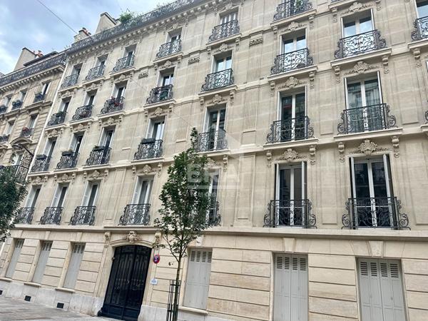 EUROPE/BATIGNOLLES - RARE -  Bel Appartement de 4 pièces - 3 chambres