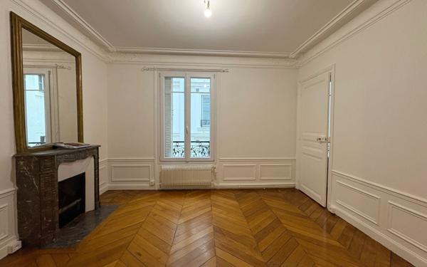 Appartement à vendre    3 pièces • 52 m2 Paris 16