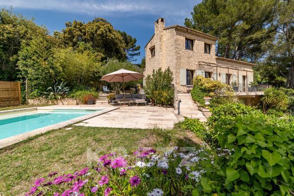 Villeneuve lès Avignon - Propriété en Pierre - 5 chambres - Vue Panoramique