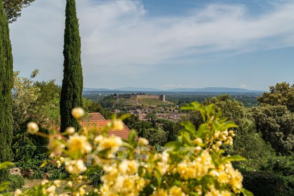 Villeneuve lès Avignon - Propriété en Pierre - 5 chambres - Vue Panoramique