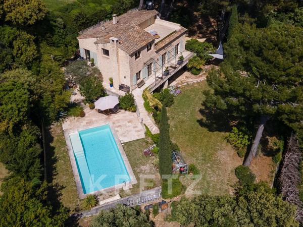 Villeneuve lès Avignon - Propriété en Pierre - 5 chambres - Vue Panoramique