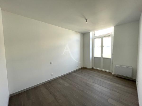 Appartement 3 pièce(s) balcon