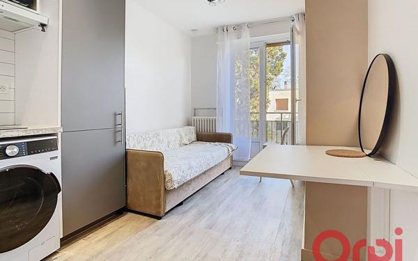 Appartement à louer    1 pièce • 11,41 m2 Châtenay-Malabry
