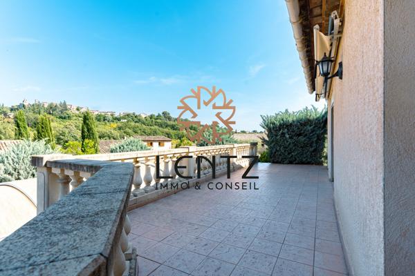 Maison 173 m² avec vue, terrasse et piscine à rénover – Pierrevert