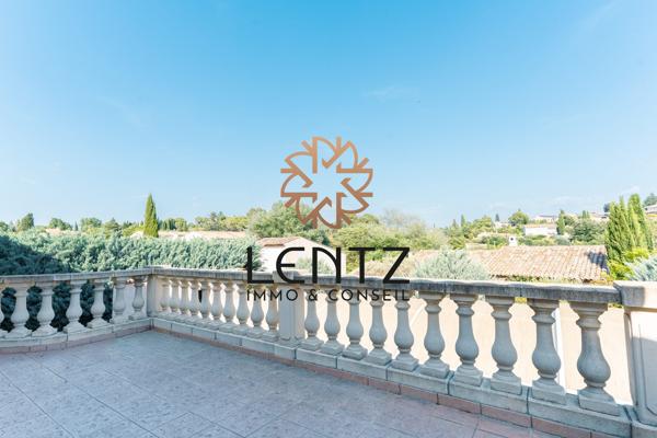 Maison 173 m² avec vue, terrasse et piscine à rénover – Pierrevert