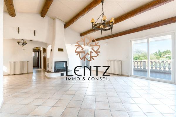 Maison 173 m² avec vue, terrasse et piscine à rénover – Pierrevert