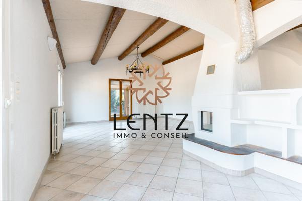 Maison 173 m² avec vue, terrasse et piscine à rénover – Pierrevert