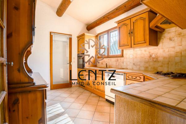 Maison 173 m² avec vue, terrasse et piscine à rénover – Pierrevert