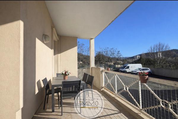 Appartement 3 pièce(s) 2 chambre(s) 51.8 m²