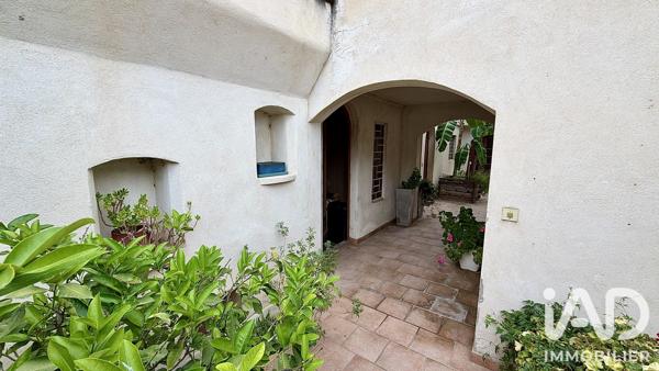 Maison à vendre 5 pièces 142 m² Port-Saint-Louis-du-Rhône