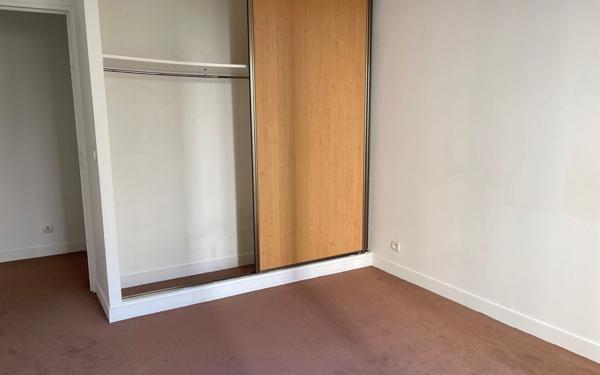 Appartement à louer    3 pièces • 74,01 m2 Paris 16