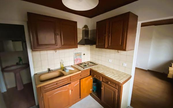 Appartement à vendre    1 pièce • 26 m2 Reims