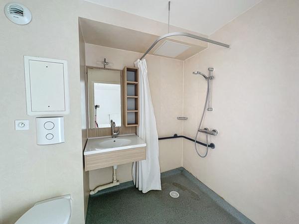 Spécial investisseur - appartement dans la résidence Sénior LES GIRANDIÈRES - 2 pièces - 1 chambre - balcon